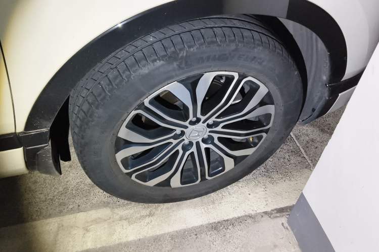 Used Honda Breeze 2021 240TURBO CVT Four-Wheel Drive Prestige Edition Right Front Wheel Hub