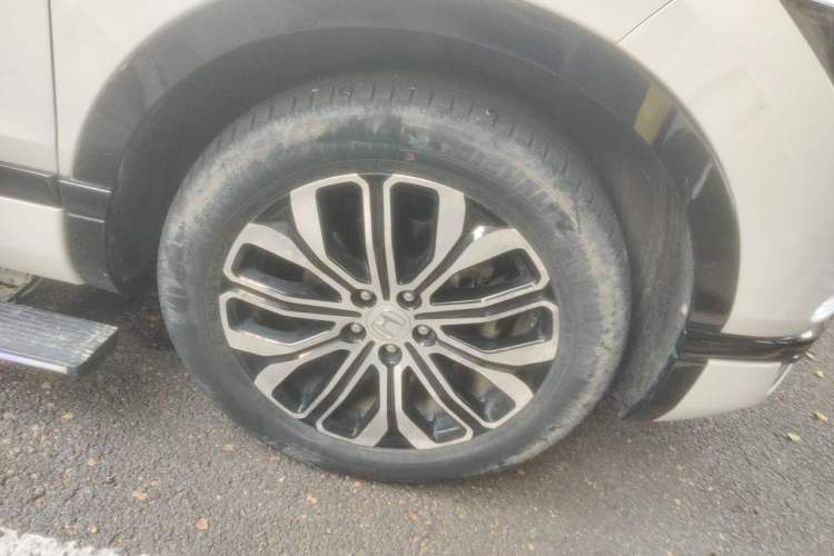 Used Honda Breeze 2021 240TURBO CVT Four-Wheel Drive Phantom Night Edition Right Front Wheel Hub