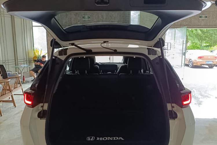 Used Honda Breeze 2021 240TURBO CVT Front-Wheel Drive Elite Edition Trunk