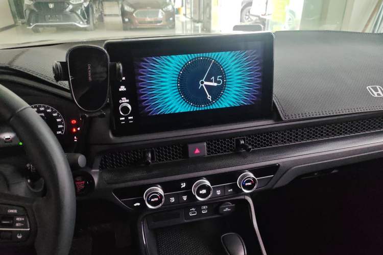 Used Honda Breeze 2023 240TURBO Two-Wheel-Drive Luxury Edition 5 Seats Audio And AC Panel