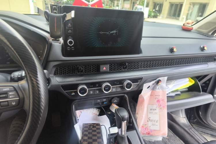 Used Honda Breeze 2023 240TURBO Two-Wheel-Drive Luxury Edition 5 Seats Audio And AC Panel