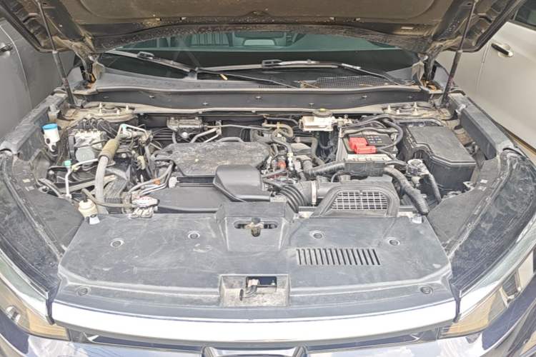 Used Honda Breeze 2023 240TURBO Two-Wheel-Drive Luxury PRO 7-Seater Engine Bay