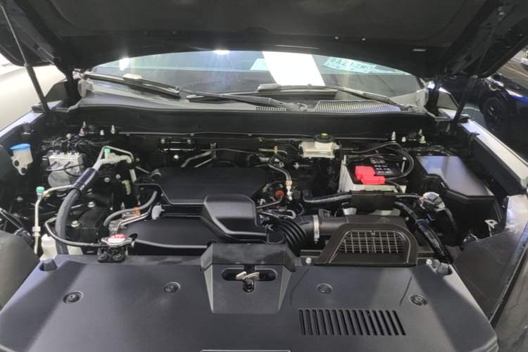 Used Honda Breeze 2023 240TURBO Two-Wheel-Drive Luxury PRO 7-Seater Engine Bay