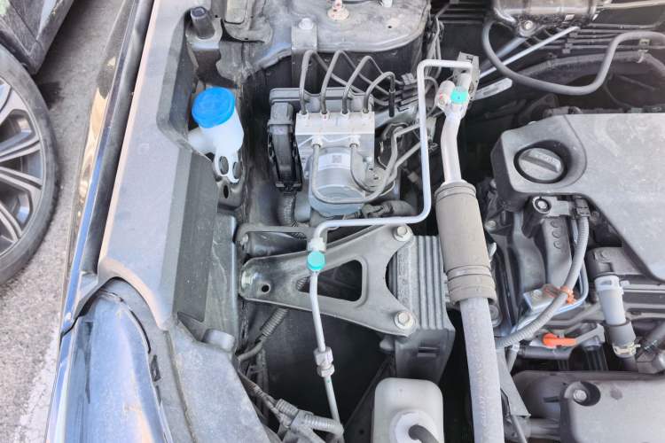 Used Honda Breeze 2023 240TURBO Two-Wheel-Drive Prestige Edition 5 Seats Engine Bay Right
