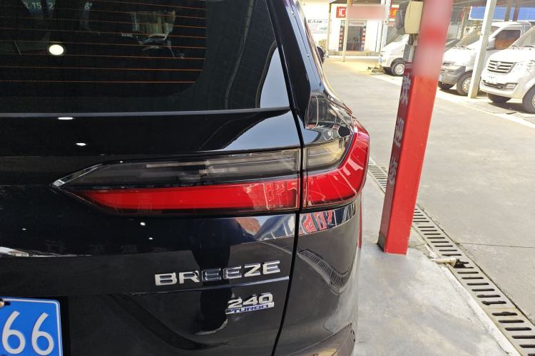 Used Honda Breeze 2023 240TURBO Two-Wheel-Drive Luxury Edition 5 Seats Exterior 3