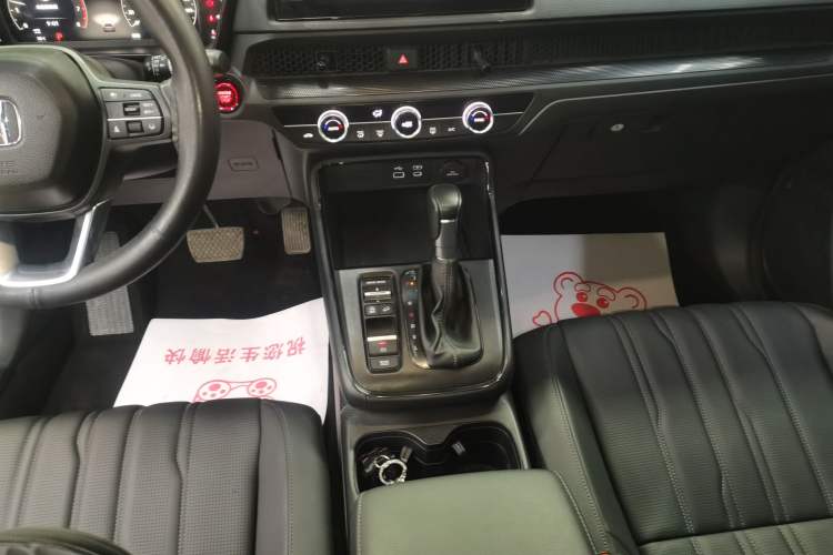 Used Honda Breeze 2023 240TURBO Two-Wheel-Drive Luxury Edition 5 Seats Gear Lever