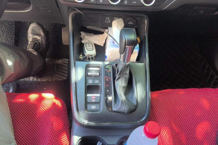 Used Honda Breeze 2023 240TURBO Two-Wheel-Drive Luxury Edition 5 Seats Gear Lever