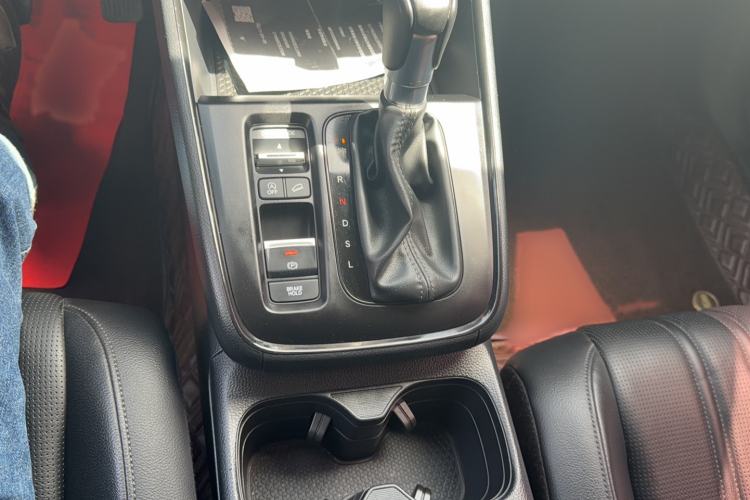 Used Honda Breeze 2023 240TURBO Two-Wheel-Drive Luxury Edition 5 Seats Gear Lever