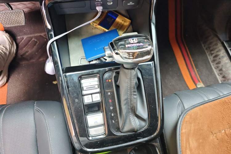 Used Honda Breeze 2023 240TURBO Two-Wheel-Drive Luxury Edition 5 Seats Gear Lever