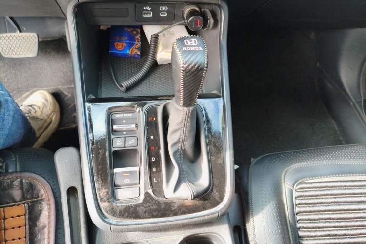 Used Honda Breeze 2023 240TURBO Two-Wheel-Drive Luxury Edition 5 Seats Gear Lever