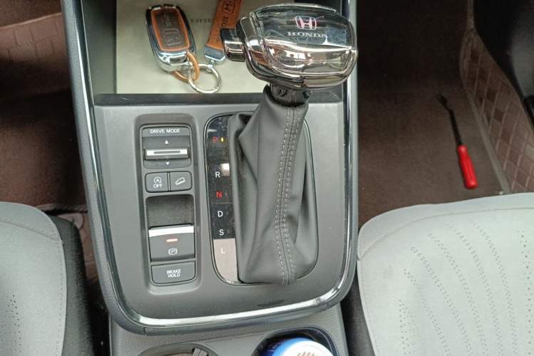 Used Honda Breeze 2023 240TURBO Two-Wheel Drive Elite Edition 5 Seats Gear Lever