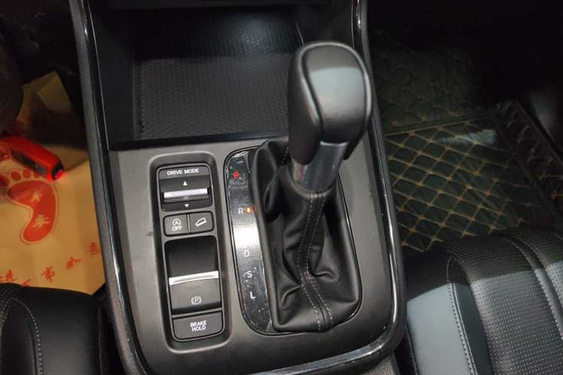 Used Honda Breeze 2023 240TURBO Two-Wheel-Drive Luxury Edition 5 Seats Gear Lever