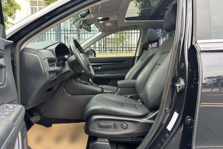 Used Honda Breeze 2023 240TURBO Two-Wheel-Drive Luxury PRO 7-Seater Interior 4