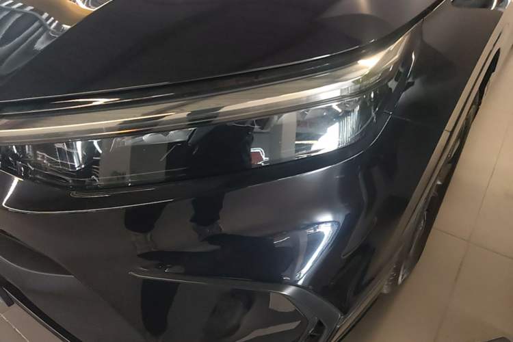 Used Honda Breeze 2023 240TURBO Two-Wheel-Drive Luxury Edition 5 Seats Left Front Headlight