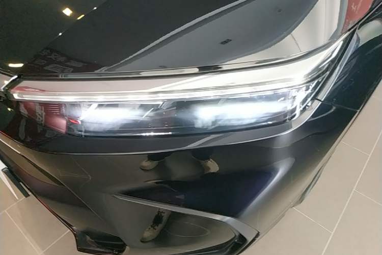 Used Honda Breeze 2023 240TURBO Two-Wheel-Drive Luxury Edition 5 Seats Left Front Headlight
