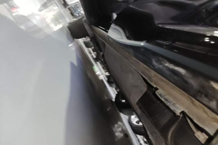 Used Honda Breeze 2023 240TURBO Two-Wheel-Drive Luxury PRO 7-Seater Left Side Sill
