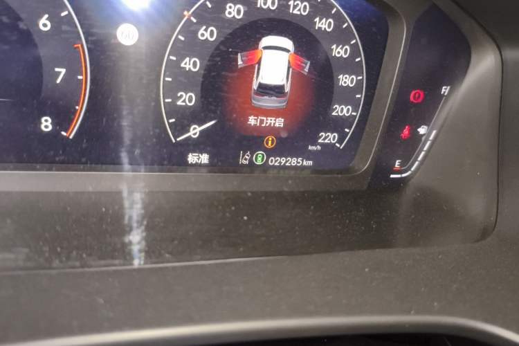 Used Honda Breeze 2023 240TURBO Two-Wheel-Drive Luxury Edition 5 Seats Odometer Close Up