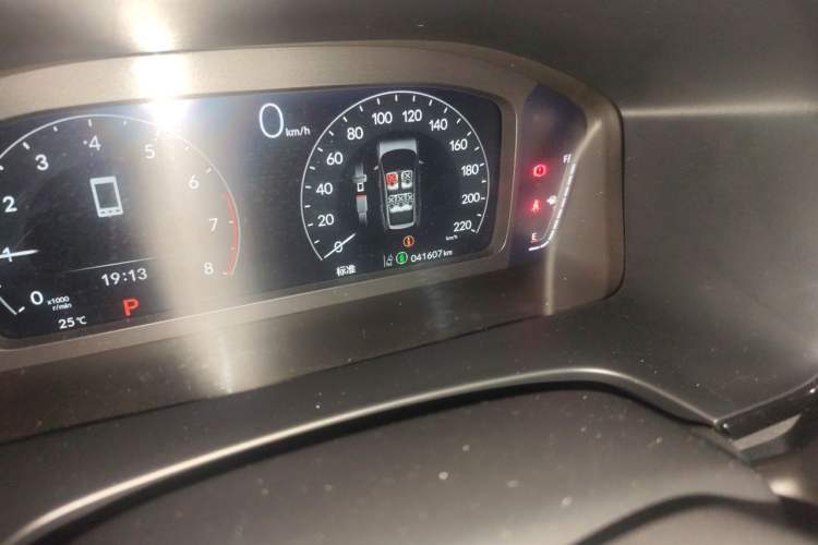 Used Honda Breeze 2023 240TURBO Two-Wheel-Drive Luxury Edition 5 Seats Odometer Close Up