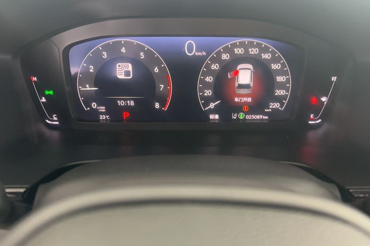 Used Honda Breeze 2023 240TURBO Two-Wheel-Drive Luxury Edition 5 Seats Odometer Close Up