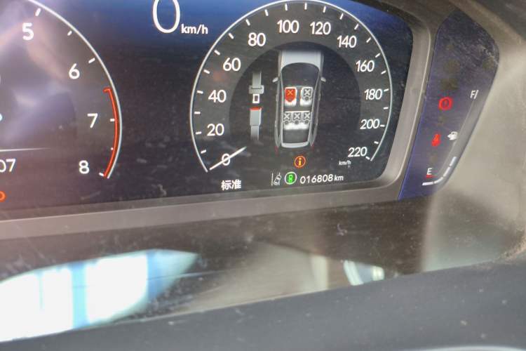 Used Honda Breeze 2023 240TURBO Two-Wheel-Drive Luxury Edition 5 Seats Odometer Close Up