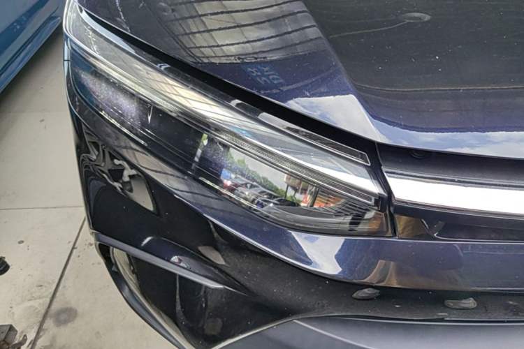 Used Honda Breeze 2023 240TURBO Two-Wheel-Drive Luxury Edition 5 Seats Right Front Headlight