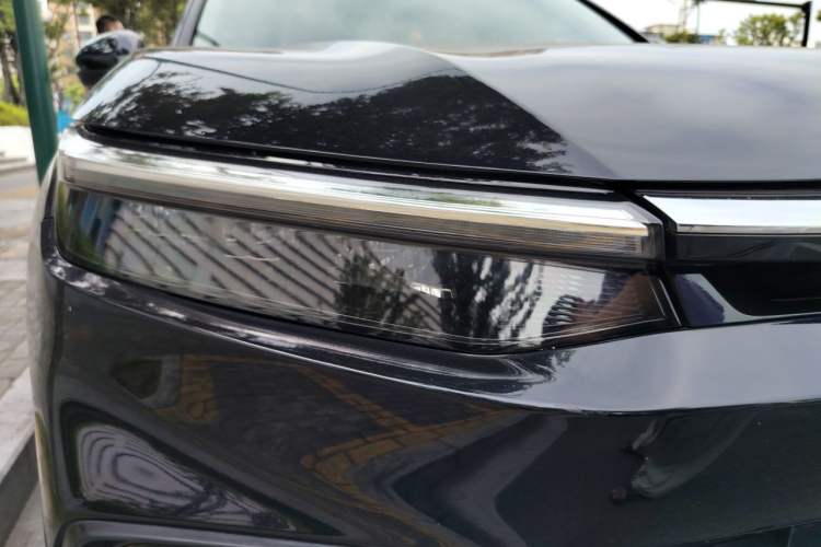 Used Honda Breeze 2023 240TURBO Two-Wheel-Drive Luxury Edition 5 Seats Right Front Headlight