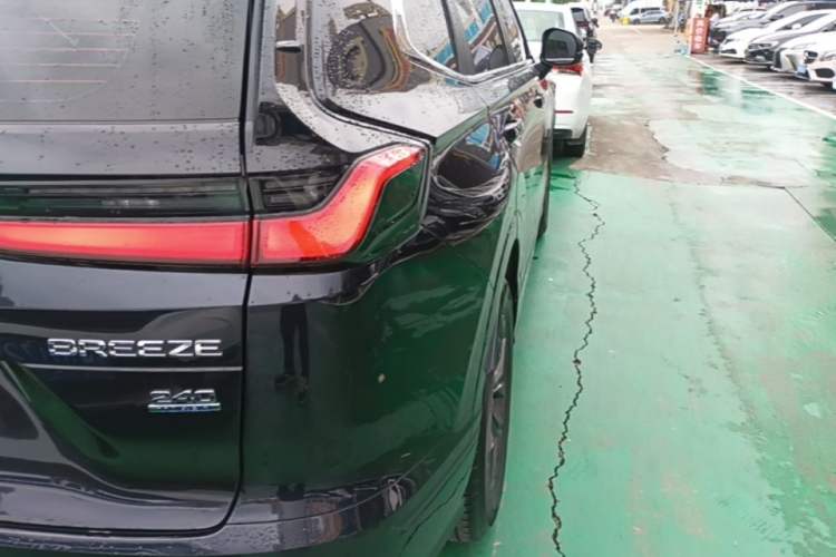 Used Honda Breeze 2023 240TURBO Two-Wheel-Drive Luxury Edition 5 Seats Right Rear Taillight