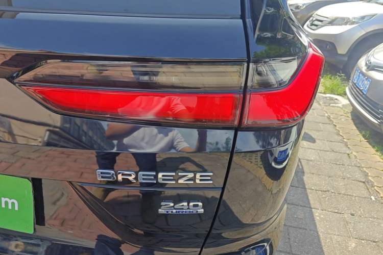 Used Honda Breeze 2023 240TURBO Two-Wheel-Drive Luxury Edition 5 Seats Right Rear Taillight