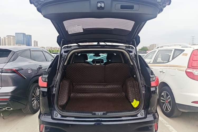 Used Honda Breeze 2023 240TURBO Two-Wheel-Drive Luxury Edition 5 Seats Trunk