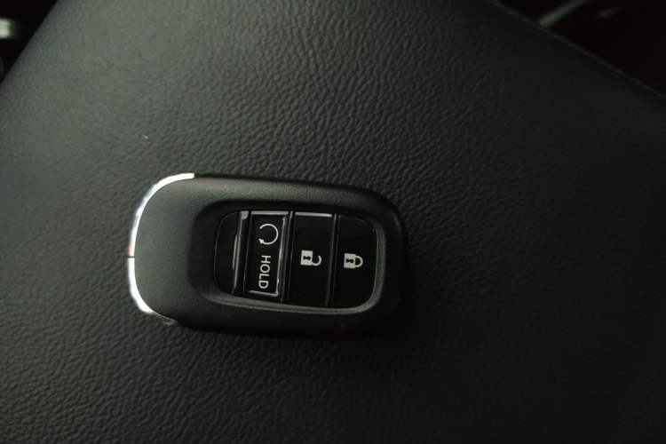 Used Honda Breeze 2023 240TURBO Two-Wheel-Drive Luxury Edition 5 Seats Vehicle Key