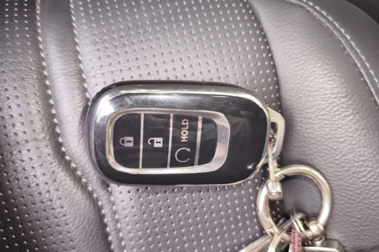 Used Honda Breeze 2023 240TURBO Two-Wheel-Drive Luxury Edition 5 Seats Vehicle Key