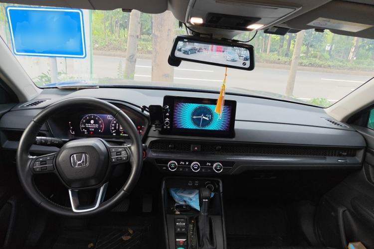 Used Honda Breeze 2023 240TURBO Two-Wheel-Drive Luxury Edition 5 Seats Center Console