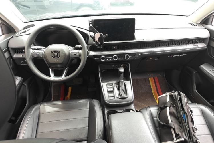 Used Honda Breeze 2023 240TURBO Two-Wheel Drive Elite Edition 5 Seats Center Console
