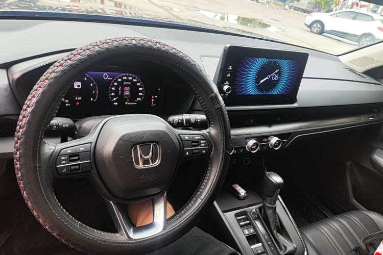 Used Honda Breeze 2023 240TURBO Two-Wheel-Drive Luxury Edition 5 Seats Center Console