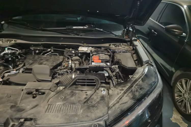 Used Honda Breeze 2023 240TURBO Two-Wheel-Drive Luxury PRO 7-Seater Engine Bay Left