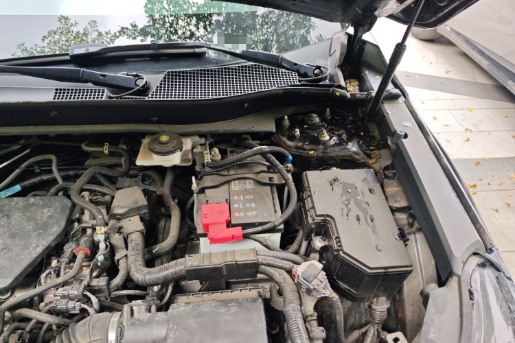 Used Honda Breeze 2023 240TURBO Two-Wheel Drive Elite Edition 5 Seats Engine Bay Left