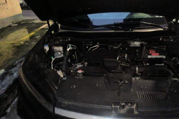 Used Honda Breeze 2023 240TURBO Two-Wheel-Drive Luxury PRO 7-Seater Engine Bay Right