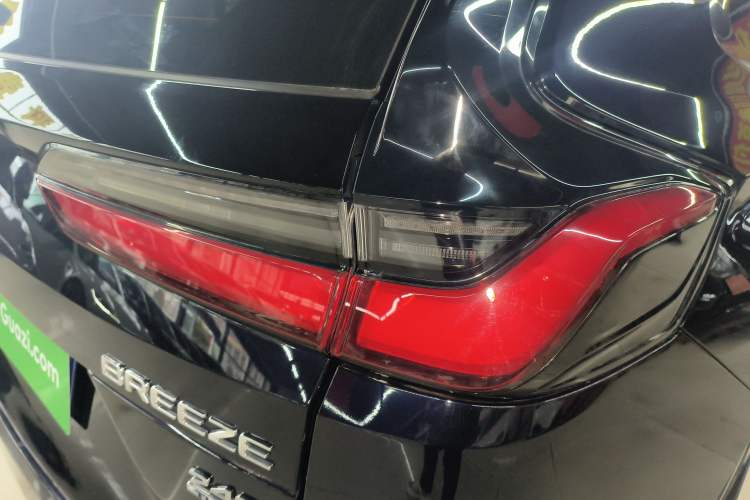 Used Honda Breeze 2023 240TURBO Two-Wheel-Drive Luxury Edition 5 Seats Exterior 3