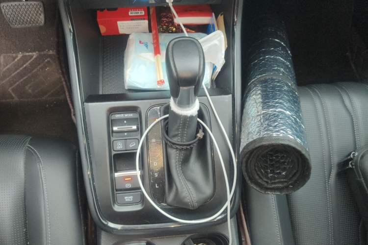 Used Honda Breeze 2023 240TURBO Two-Wheel-Drive Luxury Edition 5 Seats Gear Lever
