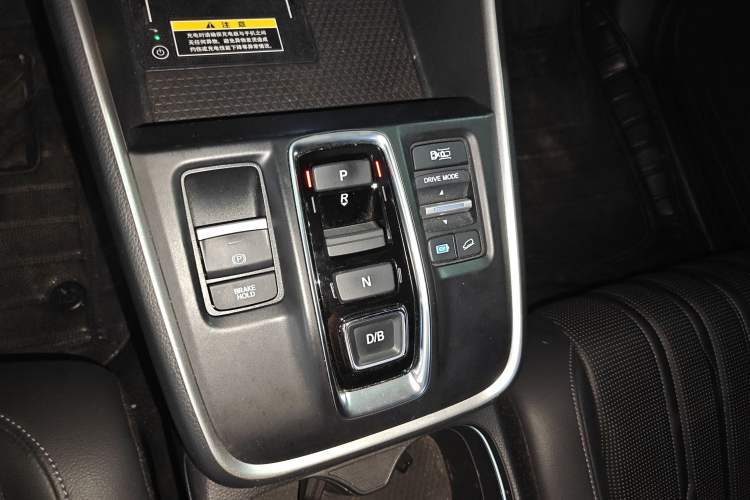 Used Honda Breeze 2023 eHEV Two-Wheel Drive Prestige Edition Gear Lever