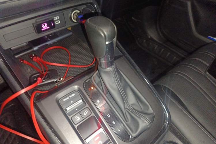 Used Honda Breeze 2023 240TURBO Two-Wheel-Drive Luxury Edition 5 Seats Gear Lever