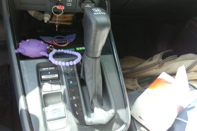 Used Honda Breeze 2023 240TURBO Two-Wheel-Drive Luxury Edition 5 Seats Gear Lever