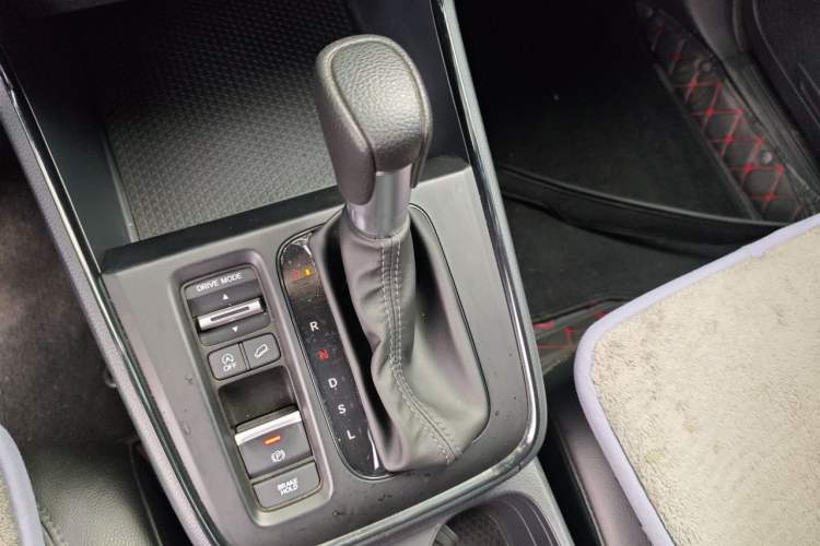 Used Honda Breeze 2023 240TURBO Two-Wheel Drive Elite Edition 5 Seats Gear Lever