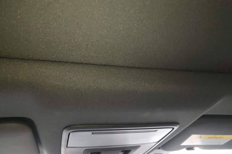 Used Honda Breeze 2023 eHEV Four-Wheel Drive Supreme Edition Headliner