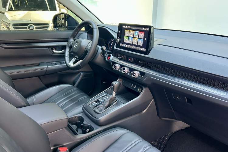 Used Honda Breeze 2023 240TURBO Two-Wheel-Drive Luxury Edition 5 Seats Interior 4