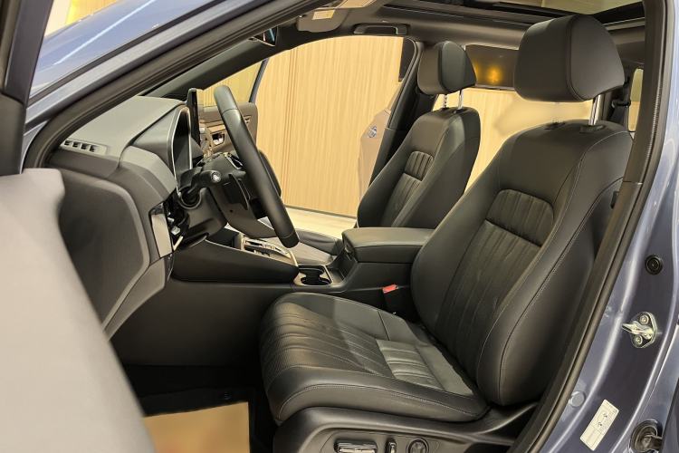 Used Honda Breeze 2023 eHEV Two-Wheel Drive Prestige Edition Interior 6