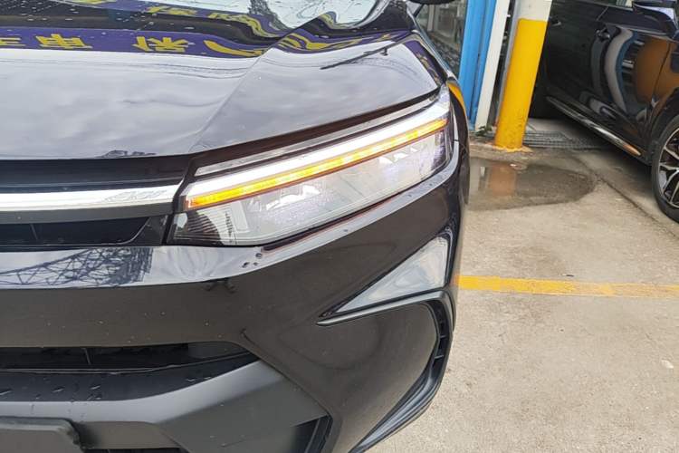 Used Honda Breeze 2023 240TURBO Two-Wheel-Drive Luxury Edition 5 Seats Left Front Headlight