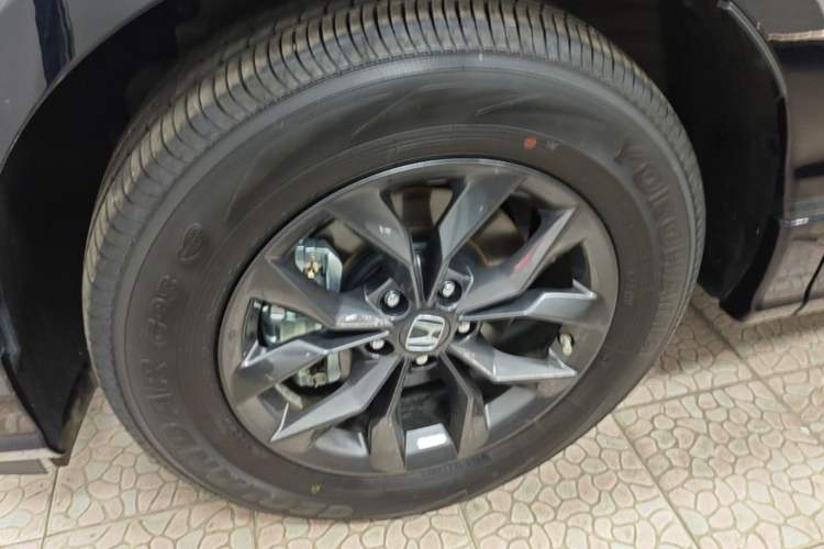 Used Honda Breeze 2023 240TURBO Two-Wheel-Drive Luxury PRO 7-Seater Left Front Wheel Hub