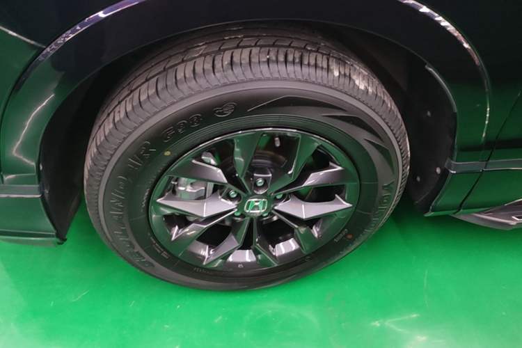 Used Honda Breeze 2023 240TURBO Two-Wheel-Drive Luxury Edition 5 Seats Left Front Wheel Hub