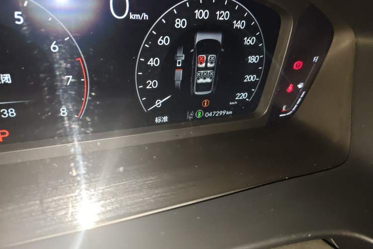 Used Honda Breeze 2023 240TURBO Two-Wheel-Drive Luxury Edition 5 Seats Odometer Close Up